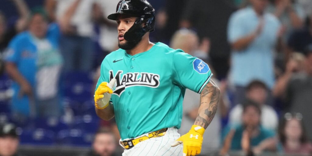 Marlins continue postseason chase with sweep of Nationals