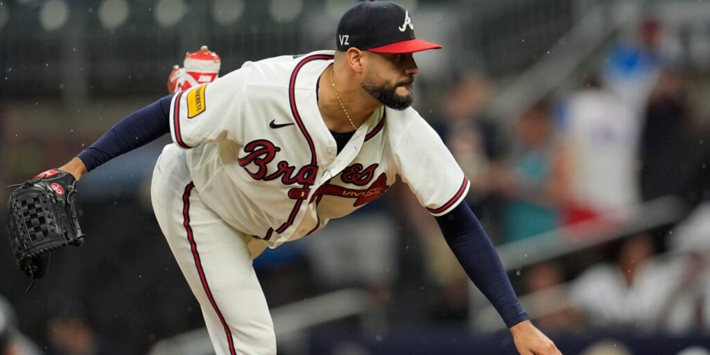 Martin Pérez extends scoreless streak in win over Mets
