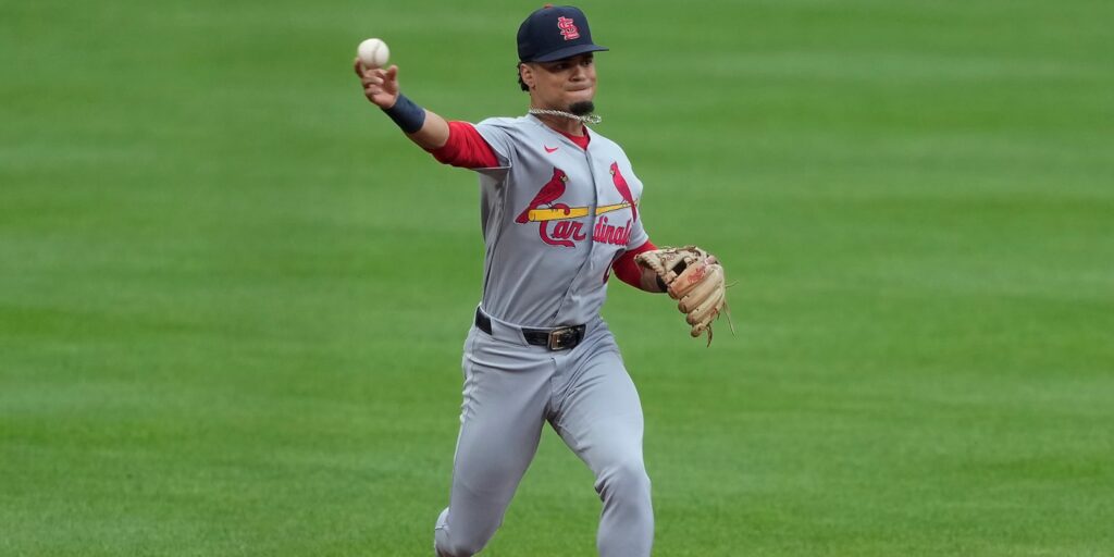 Masyn Winn out of Cardinals starting lineup with left thumb injury