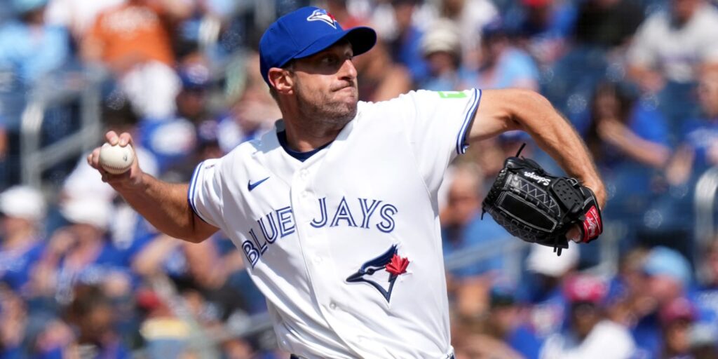 Max Scherzer surpasses 3,000 career innings in start vs. Red Sox