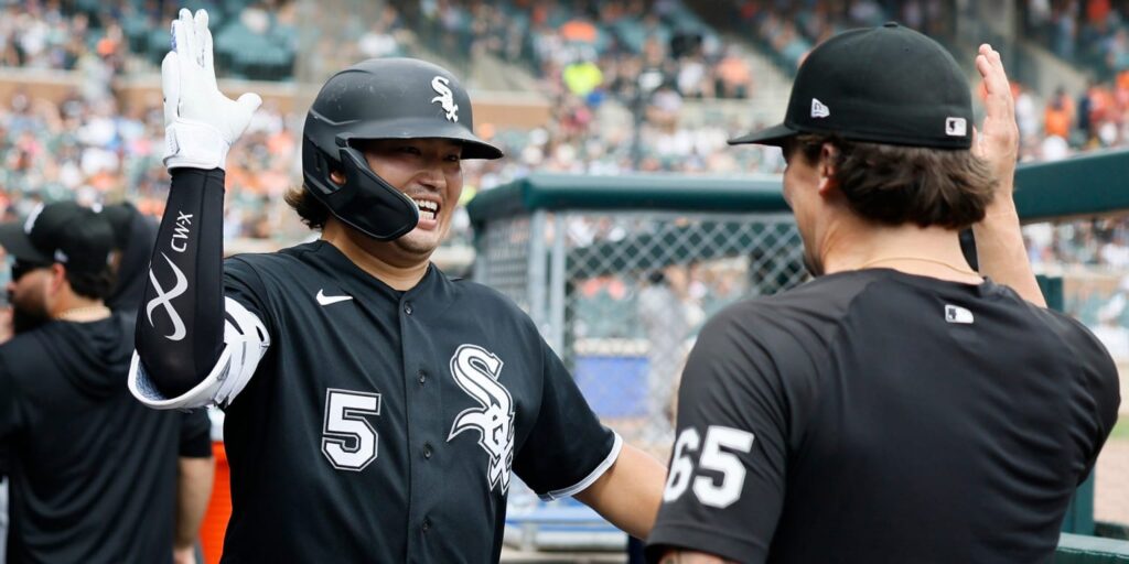 Munetaka Murakami, Miguel Vargas hit homers as White Sox sweep Tigers Munetaka Murakami, Miguel Vargas hit homers as White Sox sweep Tigers