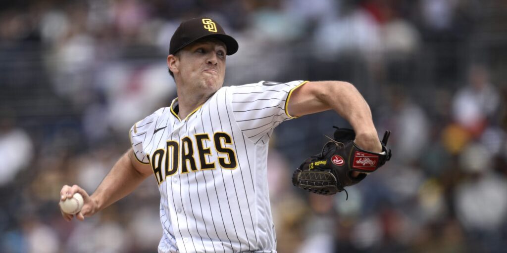 Nick Pivetta exits rehab appearance with apparent injury