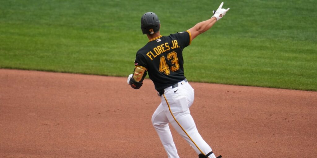 Rafael Flores Jr. hits game-tying homer, Brandon Lowe hits walk-off homer