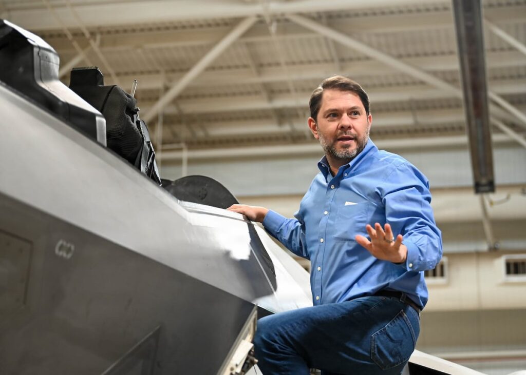 Senator introduces bill to stop VA from recouping military separation pay from disabled vets