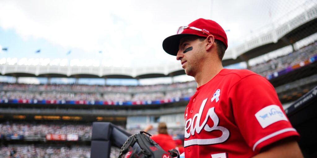 Spencer Steer losing time to return from wrist injury Spencer Steer losing time to return from wrist injury
