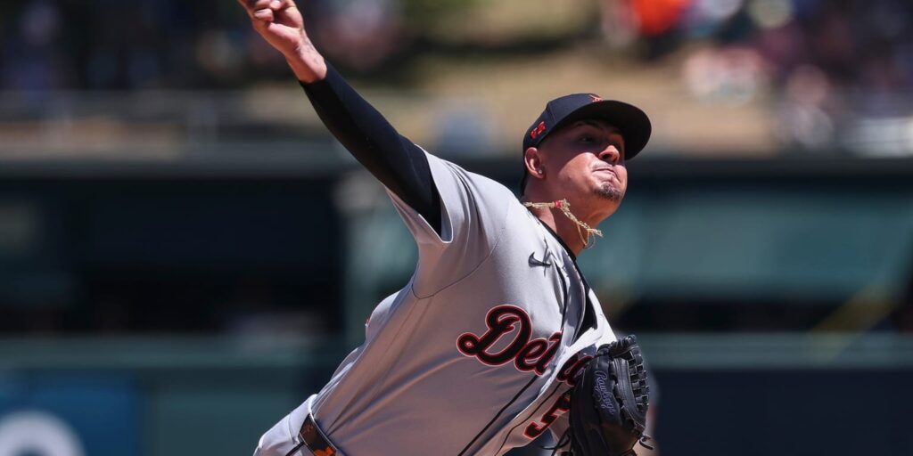Tigers blow out A's, complete 3-game sweep