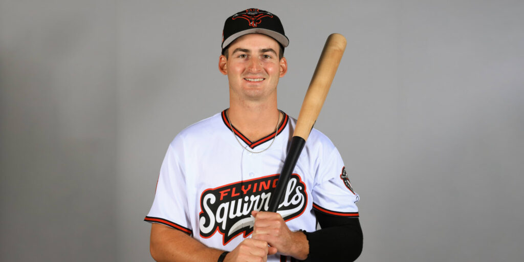 Turner Hill called up by Giants