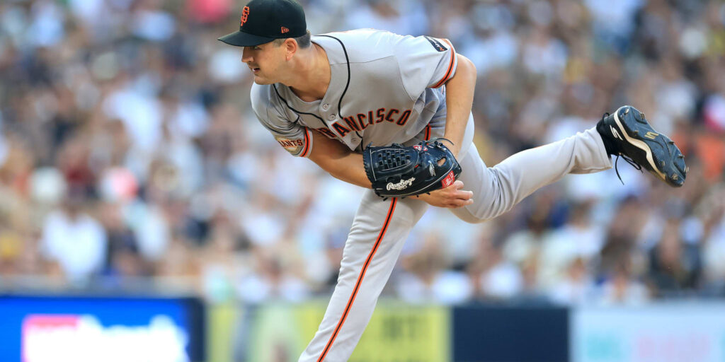 Tyler Mahle traded to Braves from Giants