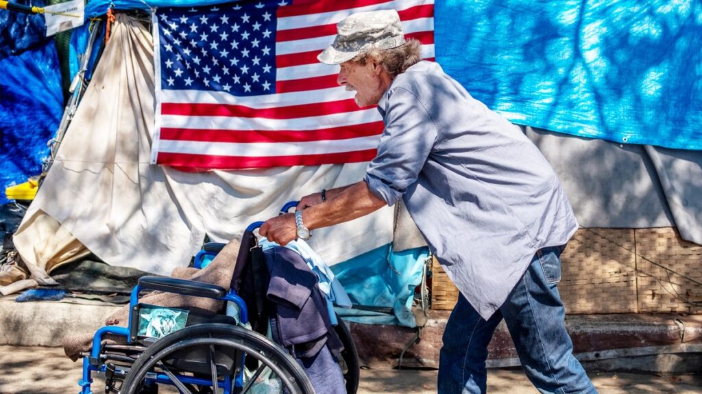 VA will provide cell phones, rideshares to homeless veterans