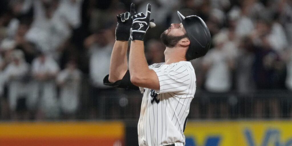 White Sox rally for win after retiring Ozzie Guillen’s number White Sox rally for win after retiring Ozzie Guillen's number