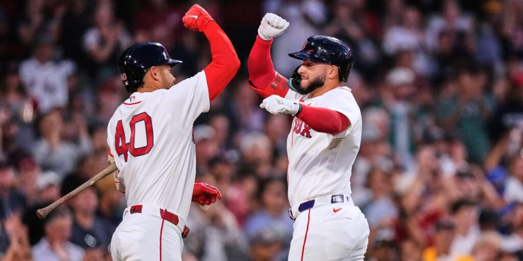 Willson Contreras out of lineup August 7 with illness Willson Contreras out of lineup August 7 with illness
