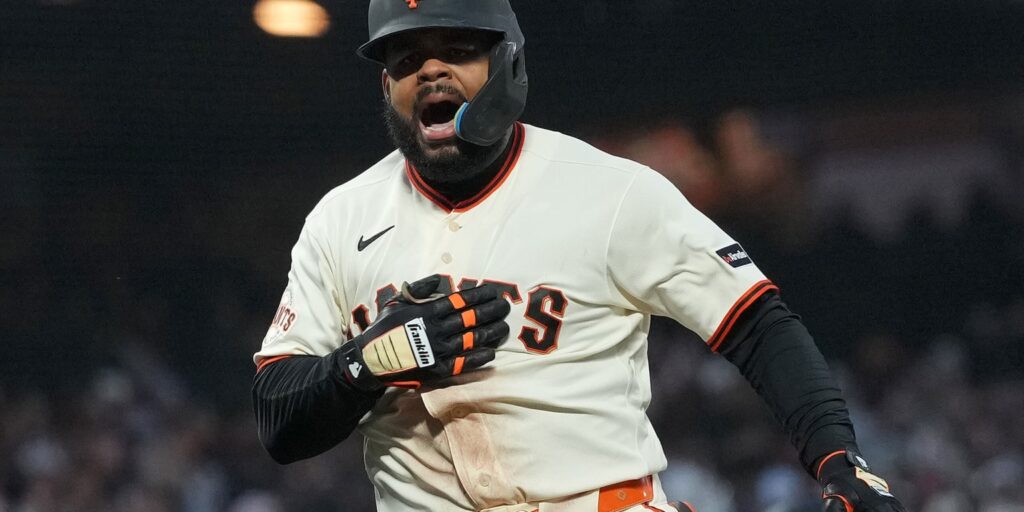 Yankees nearing deal with Giants for Heliot Ramos (source) Yankees nearing deal with Giants for Heliot Ramos (source)