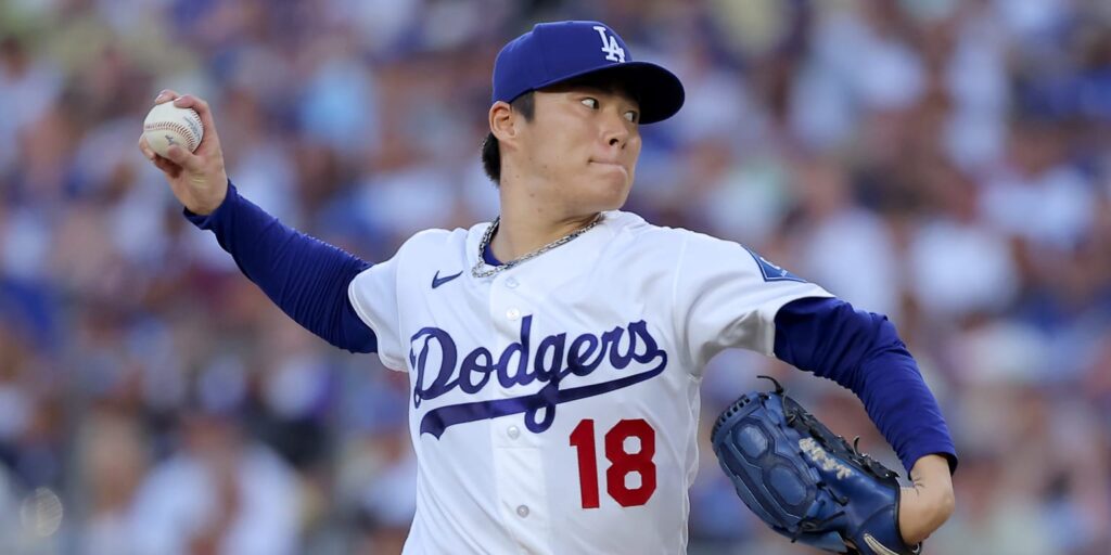 Yoshinobu Yamamoto throws 6 innings of 1-run ball vs. Brewers
