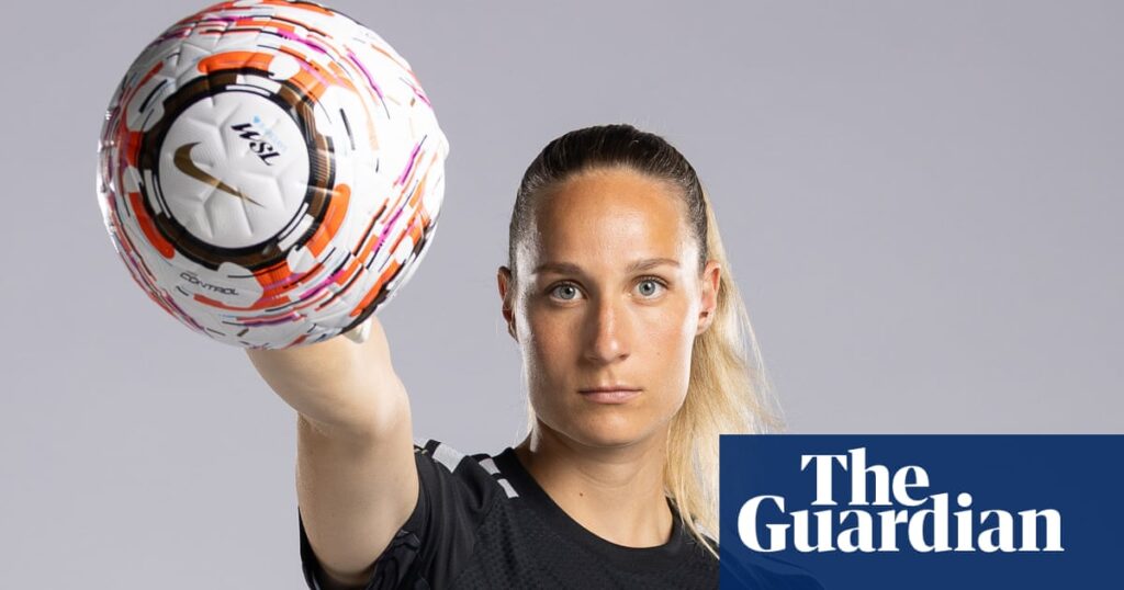 ‘It’s a nice hobby’: Manchester United’s Janina Leitzig on goalkeeping and gardening | Women's Super League