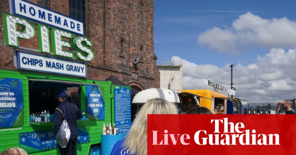 Everton v Manchester United: Premier League – live | Premier League