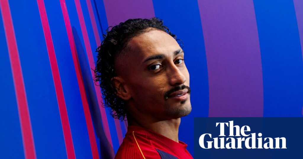Raphinha: ‘In my head I was leaving Barça, but a few small words can change you’ | Barcelona