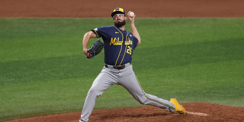 Aaron Ashby sets postseason consecutive scoreless innings reliever record