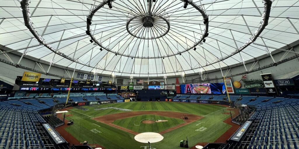 Brewers practice plays off Tropicana Field roof during World Series workout