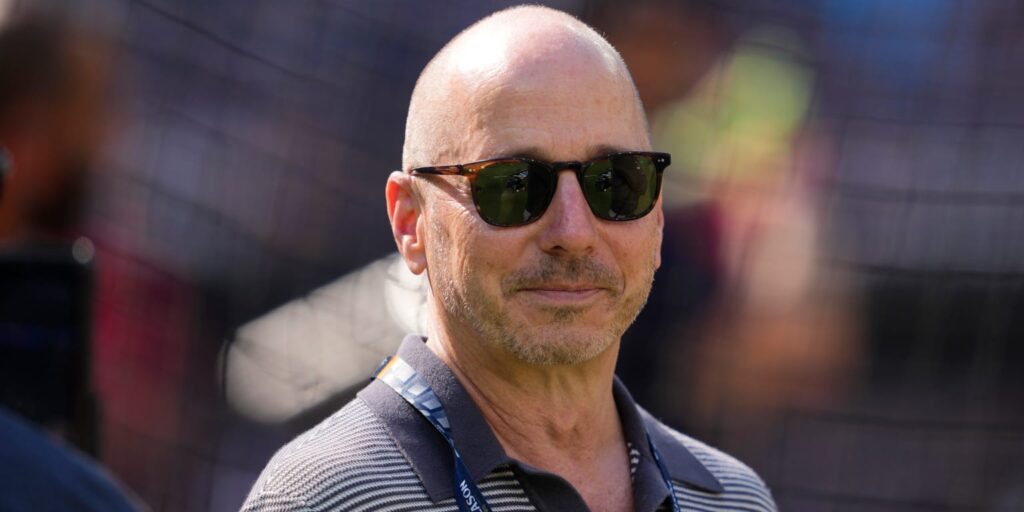 Brian Cashman returning as Yankees general manager