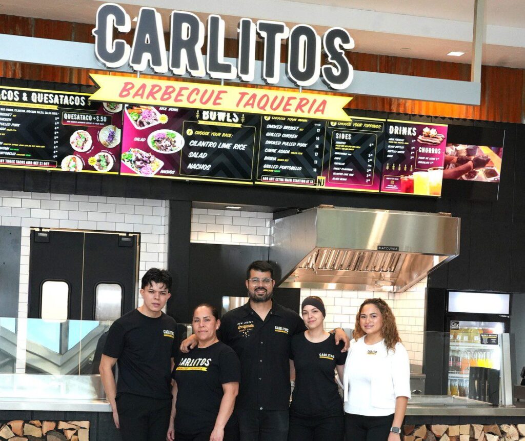 Carlitos Newport Jc
