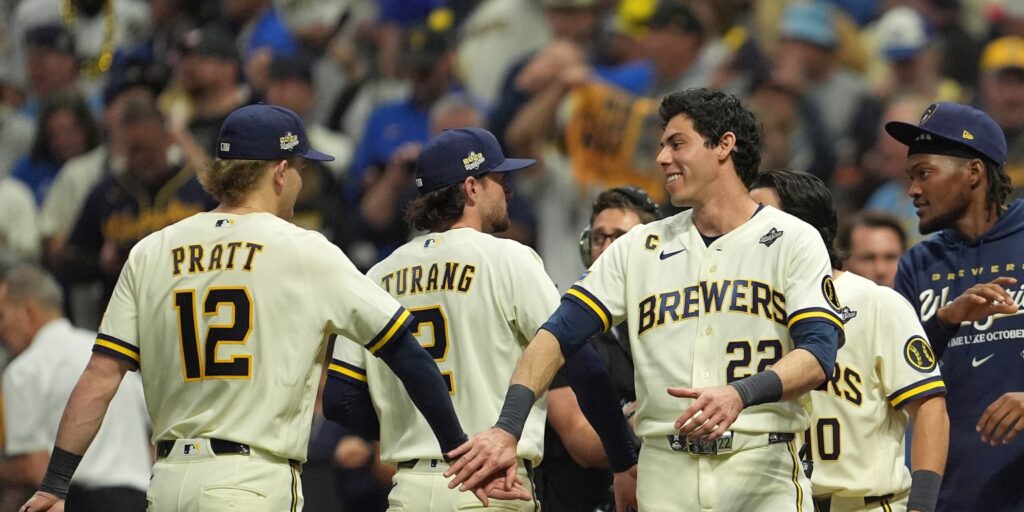Christian Yelich leads Brewers to World Series Game 1 victory Christian Yelich leads Brewers to World Series Game 1 victory