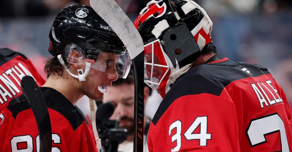 Devils Dominate Canucks in 4-1 Win in Milestone Games for Allen and Hischier