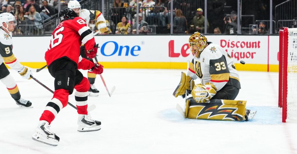 Devils Dominate Final 40 Minutes with Flashy Goals and Steady Defense, Beating Golden Knights 5-2