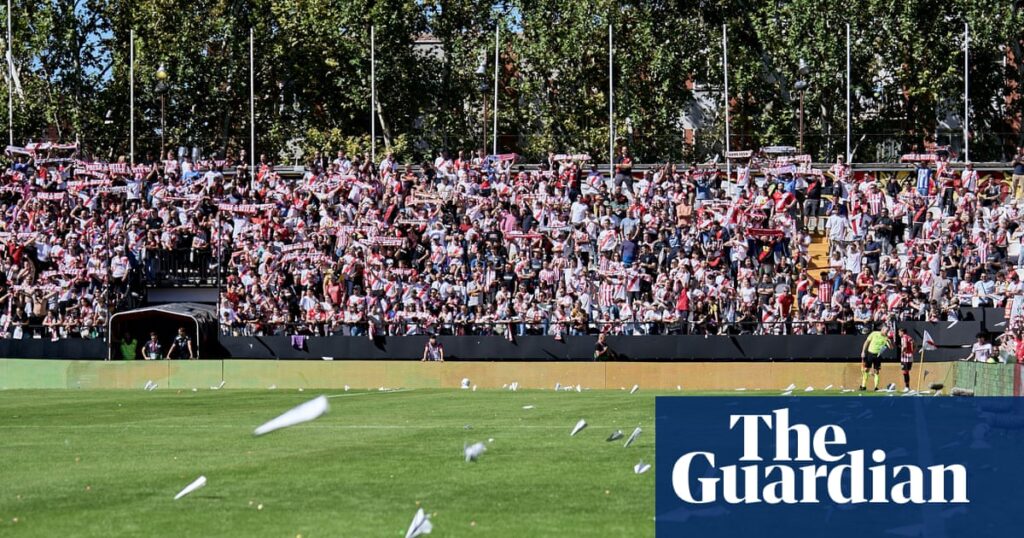 Grounded: Rayo Vallecano’s paper planes bring club’s crisis into the open | La Liga