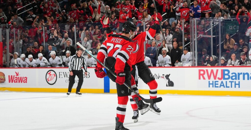 New Jersey Devils Take the Matinee against Los Angeles Kings in 3-1 Win New Jersey Devils Take the Matinee against Los Angeles Kings in 3-1 Win