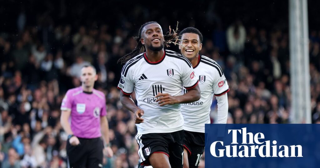 Pressure on Arbeloa lifted after Alex Iwobi sinks Hull for Fulham’s first win | Premier League
