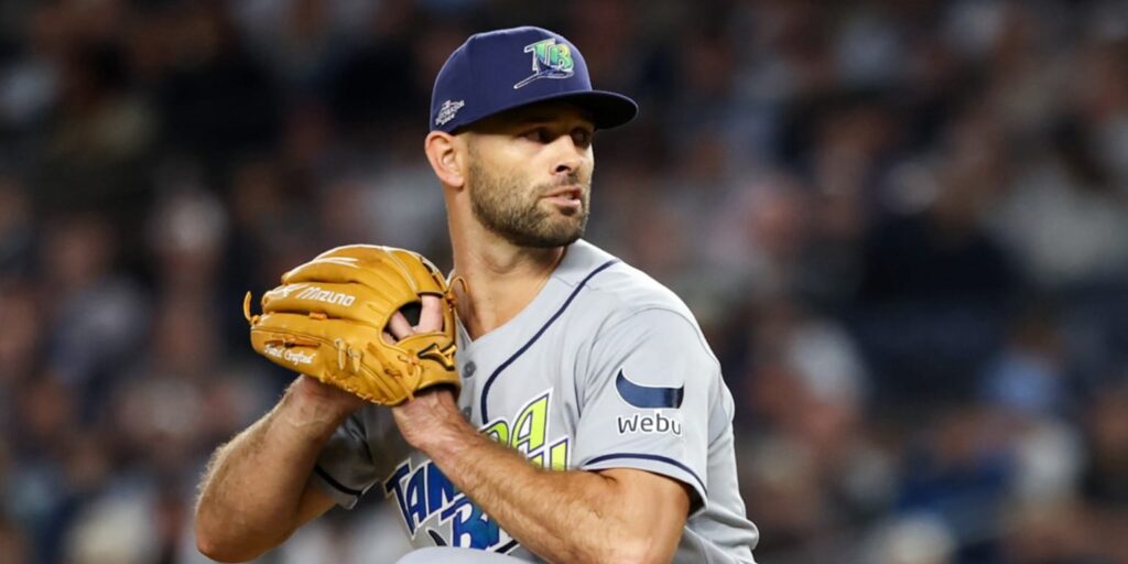 Rays stick with Nick Martinez for ALCS Game 4 after rainout