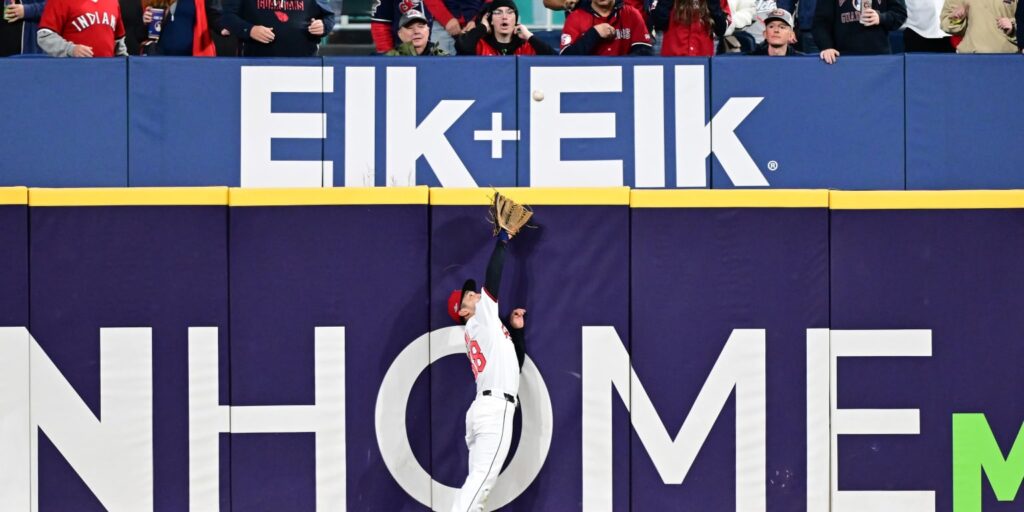 Steven Kwan makes great throw, catch in ALCS Game 5