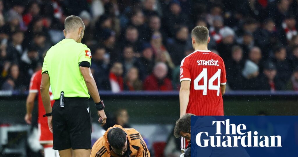 ‘It doesn’t look good’: Arteta concerned as Saka limps off against Bayern Munich | Arsenal ‘It doesn’t look good’: Arteta concerned as Saka limps off against Bayern Munich | Arsenal